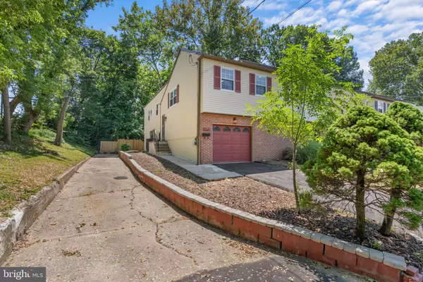 Philadelphia, PA 19118,246 E SPRINGFIELD AVE