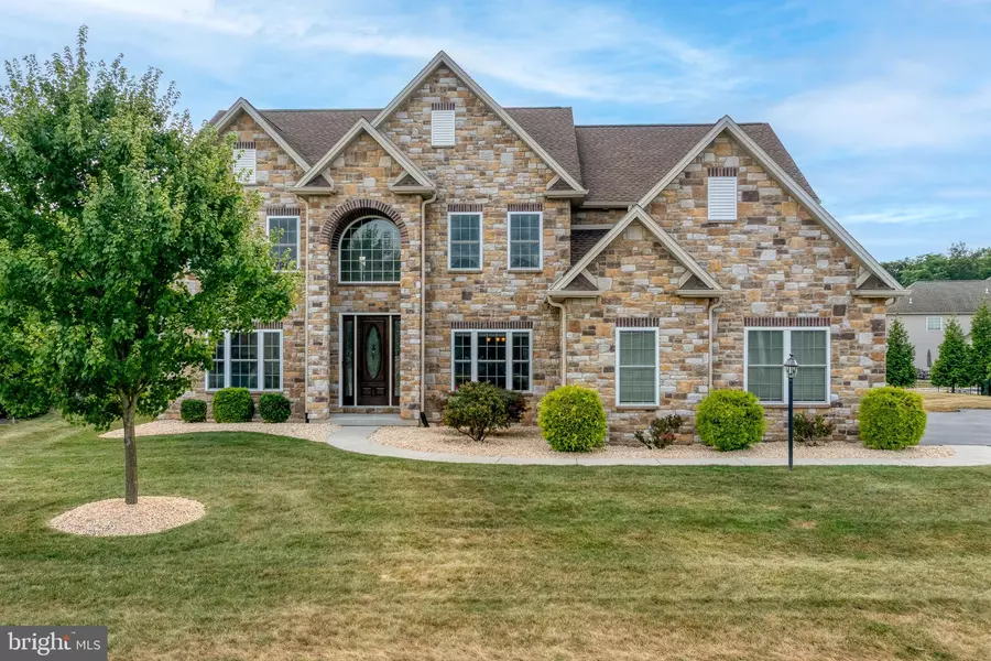 1431 SUMMIT WAY, Mechanicsburg, PA 17050