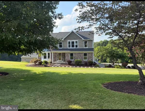 3043 DEEP VALLEY DR, Westminster, MD 21157