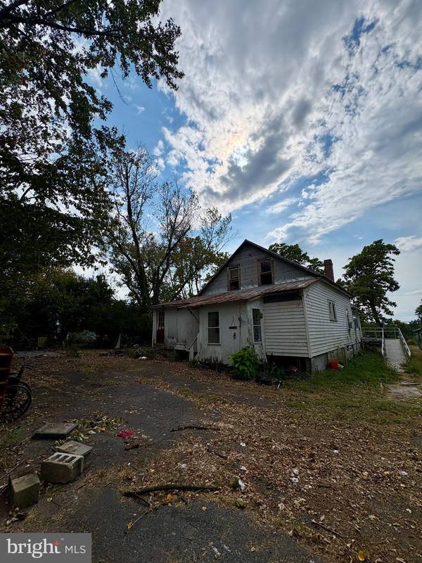 Martinsburg, WV 25405,984 AIRPORT RD