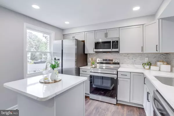 Springfield, VA 22153,8424 SUGAR CREEK LN