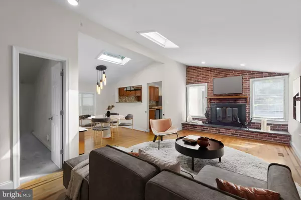 Columbia, MD 21045,9528 WANDERING WAY