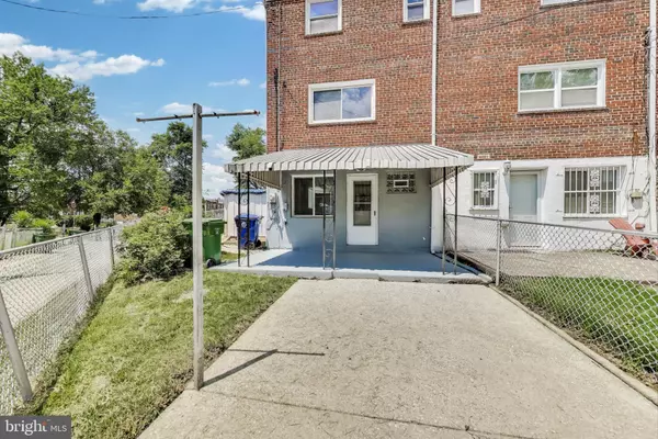 Baltimore, MD 21206,4301 ROBERTON AVE