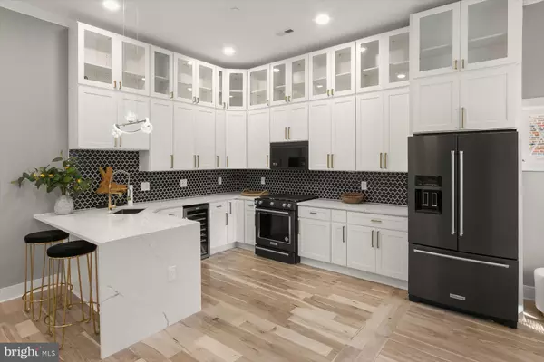 811 SLIGO CREEK PKWY, Takoma Park, MD 20912
