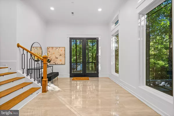 Takoma Park, MD 20912,811 SLIGO CREEK PKWY