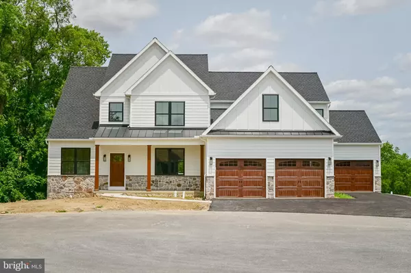 19 THATON RD, Lititz, PA 17543