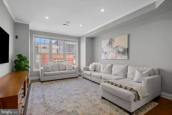 Philadelphia, PA 19146,2150 WEBSTER ST