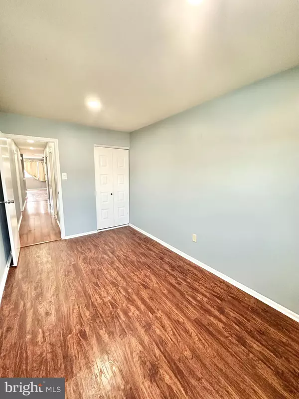 Philadelphia, PA 19152,8322 ALGON AVE #2ND FLOOR