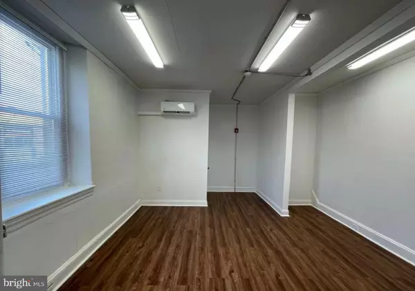 Philadelphia, PA 19115,9415 BUSTLETON AVE