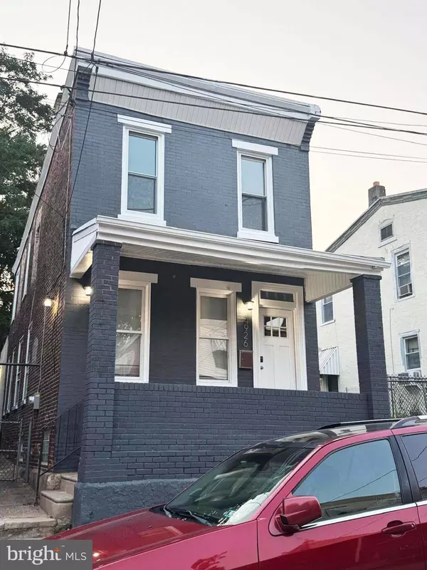 Philadelphia, PA 19141,4926 N UBER ST