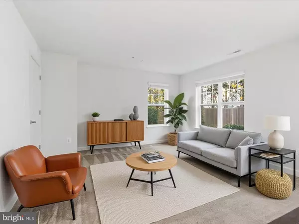 Lanham, MD 20706,9811 WOOD EDGE WAY