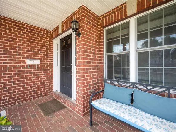 Fairfax, VA 22030,10814 SECOND ST