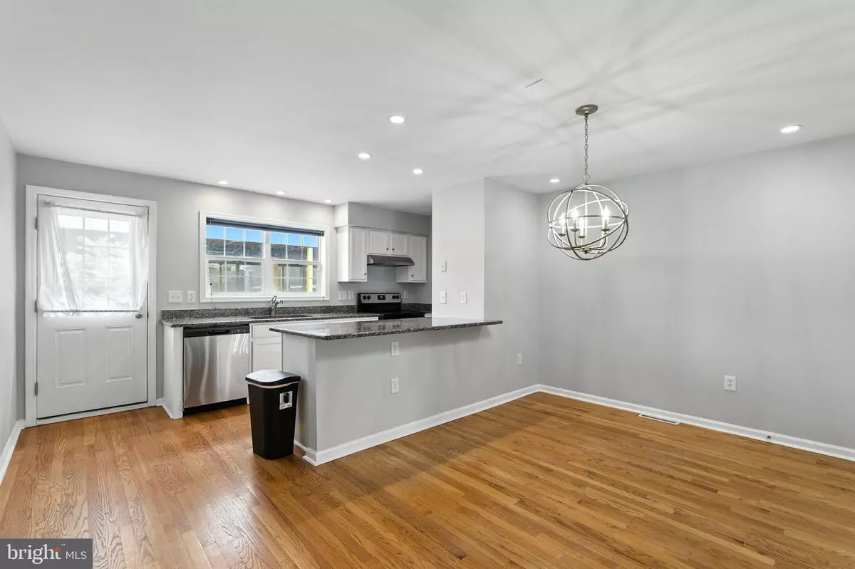 Philadelphia, PA 19128,3823 LAURISTON ST