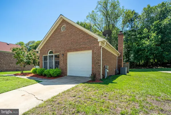 Springdale, MD 20774,9217 HOBART ST