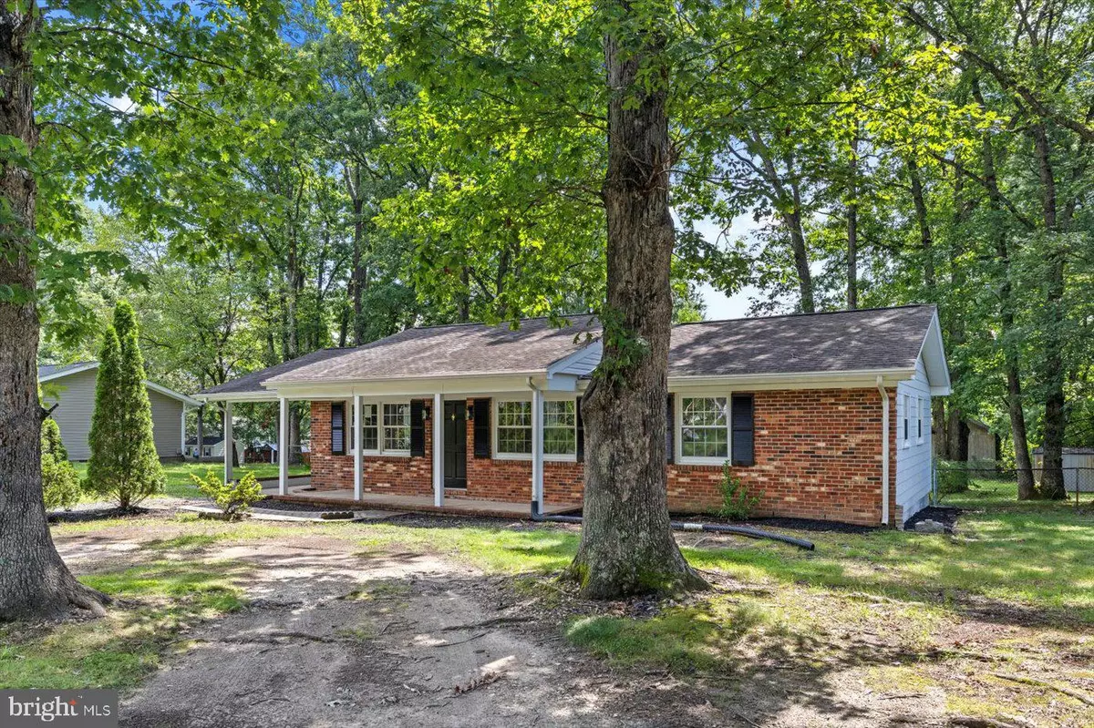 Fredericksburg, VA 22407,809 SHERWOOD LN