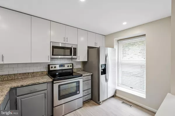 Reston, VA 20194,1594 POPLAR GROVE DR