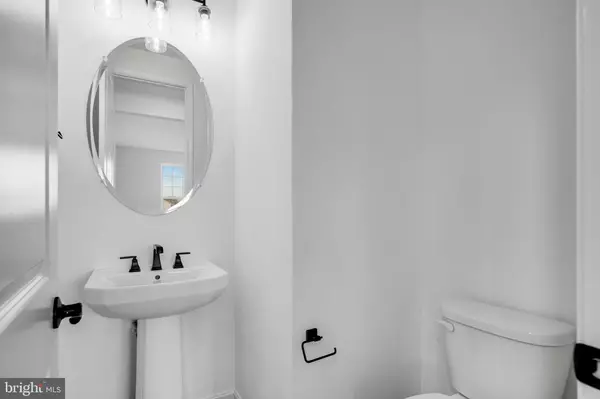 Fredericksburg, VA 22405,205 CAMWOOD CT