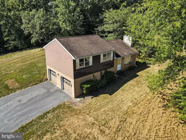 609 DELLVILLE RD, Duncannon, PA 17020