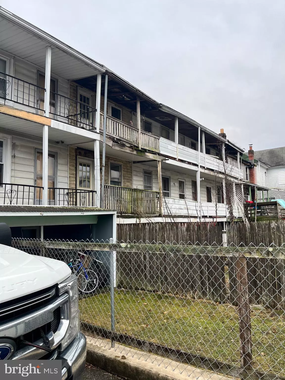 Mount Carmel, PA 17851,131 W WATER ST