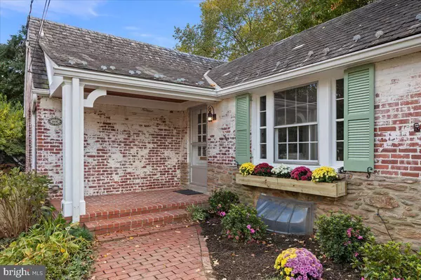 Silver Spring, MD 20910,1606 N SPRINGWOOD DR