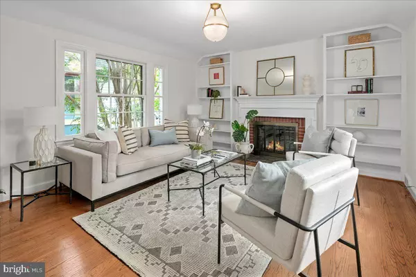 Silver Spring, MD 20910,1606 N SPRINGWOOD DR