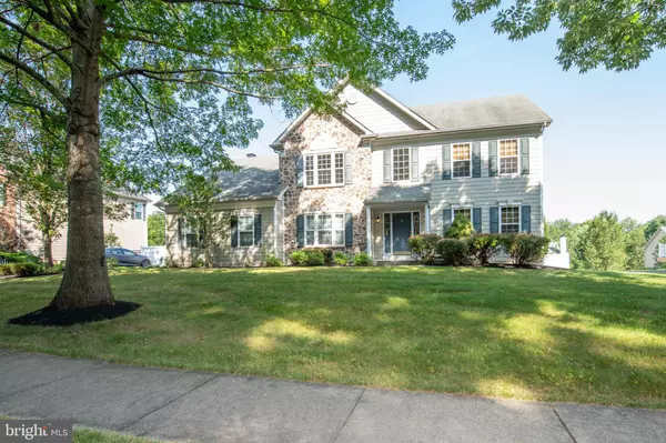 3954 CHARTER CLUB DR, Doylestown, PA 18902