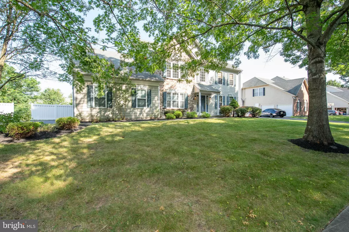 Doylestown, PA 18902,3954 CHARTER CLUB DR