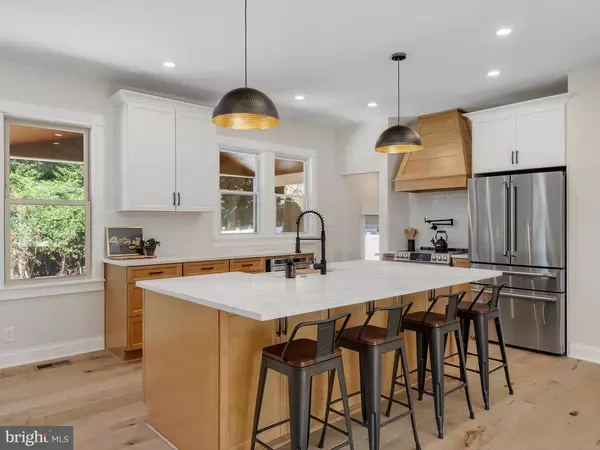 Severna Park, MD 21146,28 CYPRESS CREEK RD