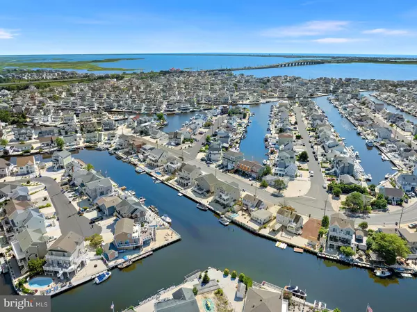 Manahawkin, NJ 08050,264 MORRIS BLVD