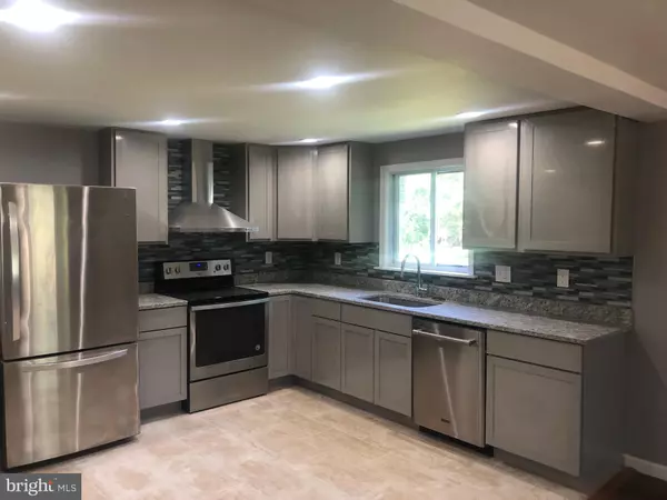 11119 LITTLE COVE POINT RD, Lusby, MD 20657