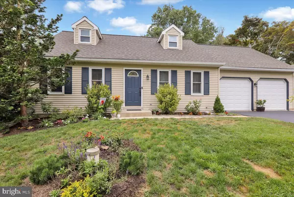 Elizabethtown, PA 17022,275 PERSIMMON LN