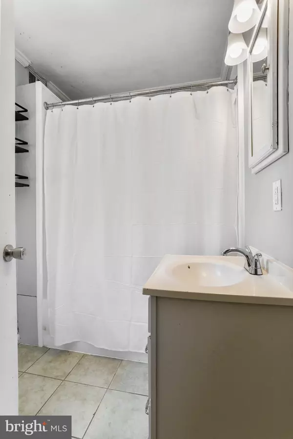 Cumberland, MD 21502,533 FORT AVE