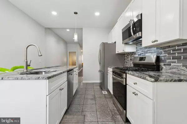 Baltimore, MD 21217,1408 MADISON AVE #1/2