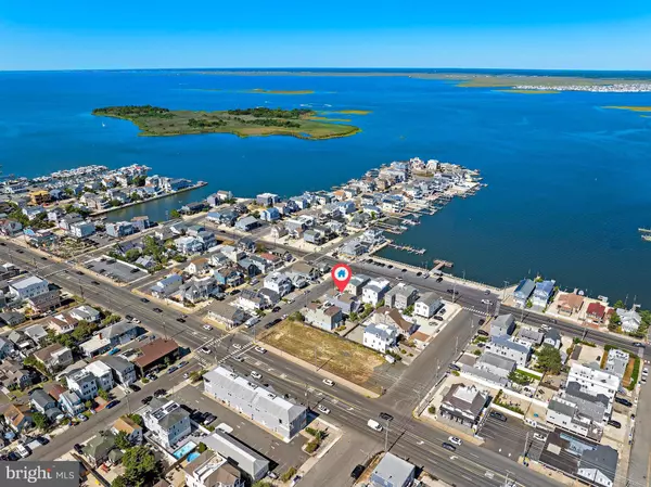 Ship Bottom, NJ 08008,109 W 26 ST