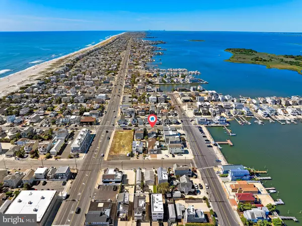 Ship Bottom, NJ 08008,109 W 26 ST