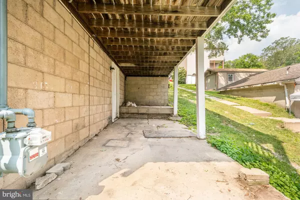 Oakland, MD 21550,110 W PENNINGTON ST