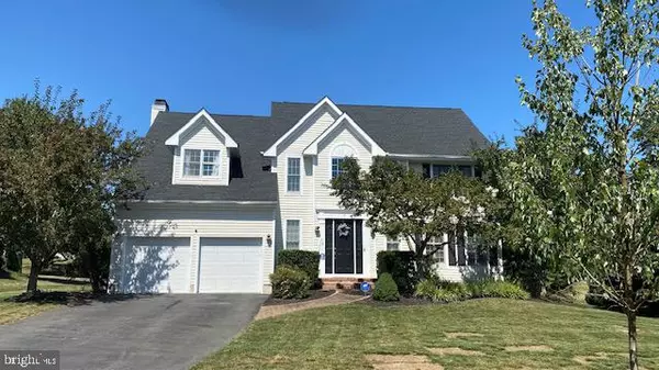 7 SPYGLASS RD, Skillman, NJ 08558