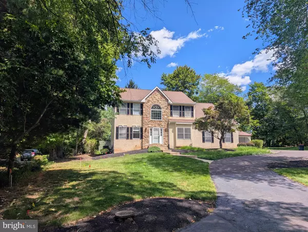114 LENAPE DR, Lansdale, PA 19446