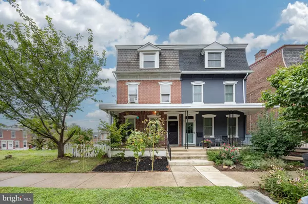 395 WASHINGTON AVE, Phoenixville, PA 19460