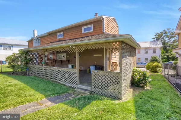Lykens, PA 17048,420 WALNUT ST