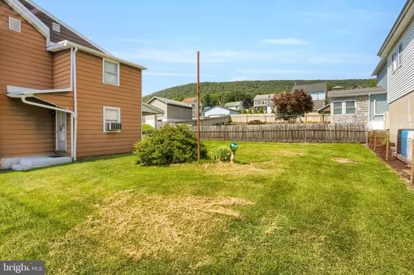 Lykens, PA 17048,420 WALNUT ST