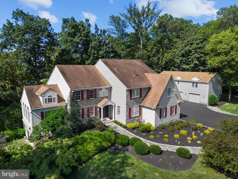 2104 SQUIRREL HILL RD, Schwenksville, PA 19473