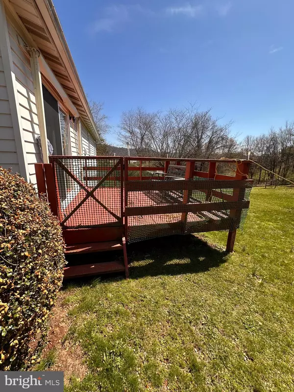 Mcconnellsburg, PA 17233,621 BATTLE RIDGE ROAD