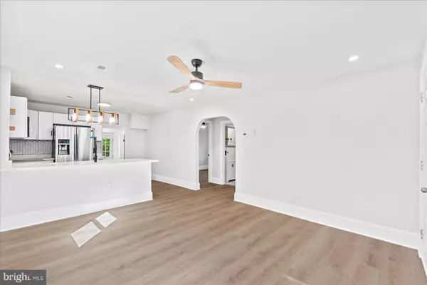 Colonial Beach, VA 22443,608 KINTZ ST