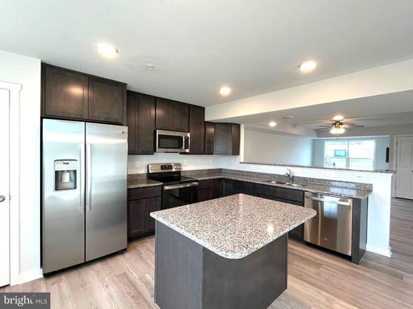 Martinsburg, WV 25403,140 OLGA DR