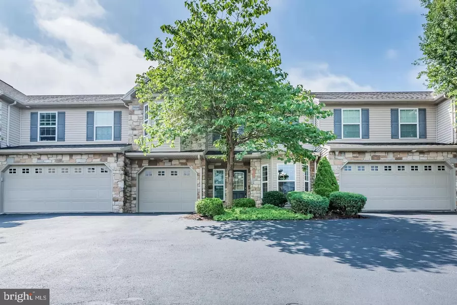 6362 MERCURY DR, Mechanicsburg, PA 17050
