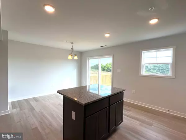 Martinsburg, WV 25403,144 OLGA DR