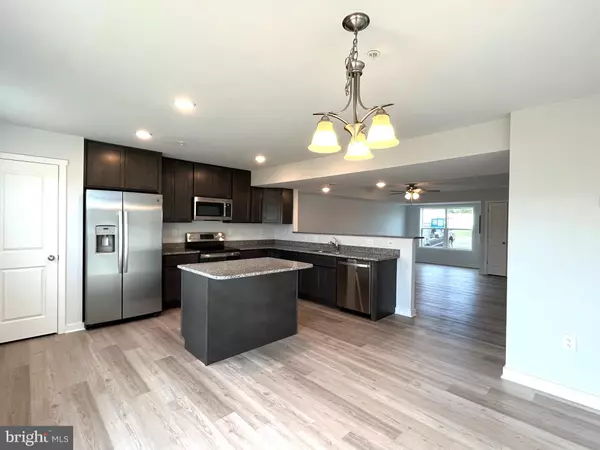 Martinsburg, WV 25403,144 OLGA DR