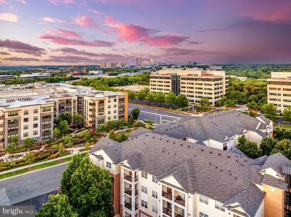 Herndon, VA 20171,12945 CENTRE PARK CIR #408