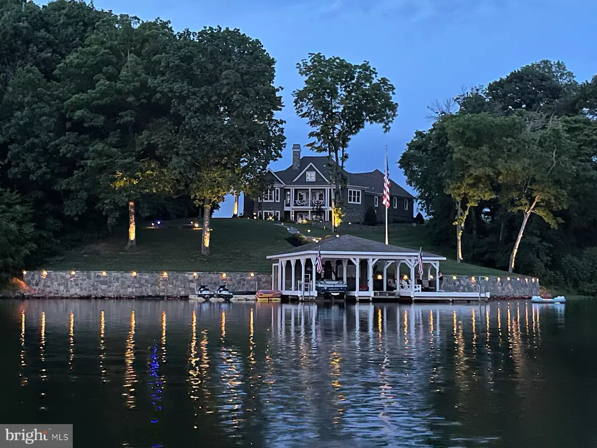 Mineral, VA 23117,6604 MORNING DEW DR